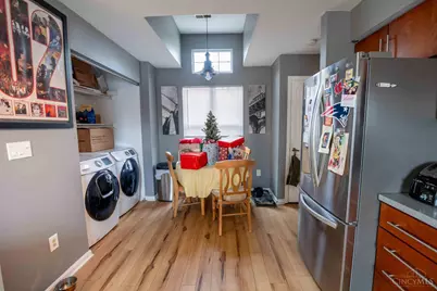 244 Queens Crossing, Washington Twp, OH 45458 - Photo 9