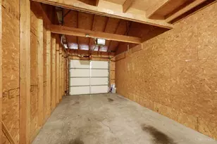 720 Castlegate Ln, Springfield Township, OH 45231 - Photo 39