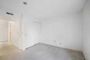 720 Castlegate Ln, Springfield Township, OH 45231 - Photo 29