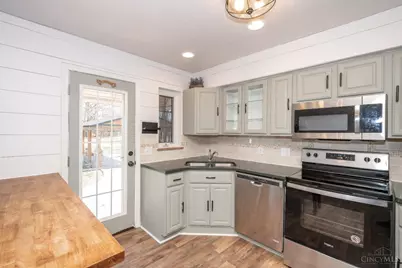 8670 Antrim Court, Sycamore Township, OH 45236 - Photo 11