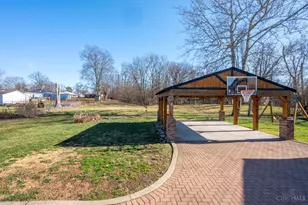 8670 Antrim Ct, Sycamore Township, OH 45236 - Photo 27