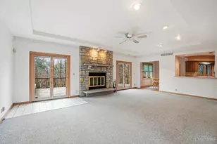 575 Miami Bluff Ct, Miami Township, OH 45140 - Photo 11