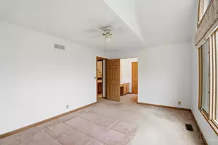 575 Miami Bluff Ct, Miami Township, OH 45140 - Photo 37