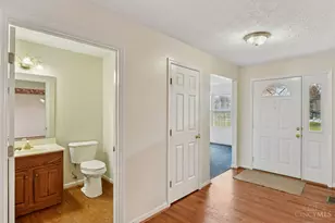 2226 Sharon View Ct, Turtle Creek Township, OH 45036 - Photo 13