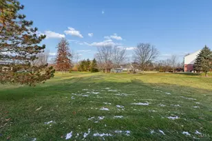 2226 Sharon View Ct, Turtle Creek Township, OH 45036 - Photo 9