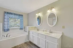 2226 Sharon View Ct, Turtle Creek Township, OH 45036 - Photo 37