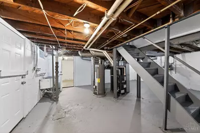 1877 Ashbrook Drive, Cincinnati, OH 45238 - Photo 21