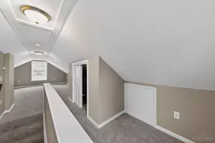 1877 Ashbrook Dr, Cincinnati, OH 45238 - Photo 17