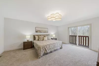 984 Woodcreek Drive, Miami Township, OH 45150 - Photo 29