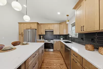 984 Woodcreek Drive, Miami Township, OH 45150 - Photo 19