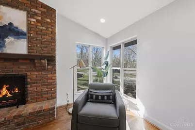 984 Woodcreek Drive, Miami Township, OH 45150 - Photo 13