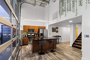 353 W 4th St, Cincinnati, OH 45202 - Photo 23