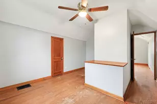 4549 Carnation Ave, Cincinnati, OH 45238 - Photo 9