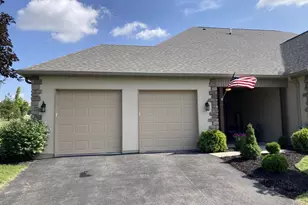 516 Salzberg Ln, Springdale, OH 45246 - Photo 1