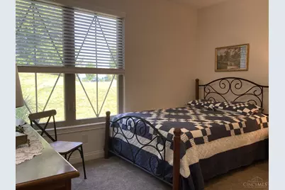 516 Salzberg Lane, Springdale, OH 45246 - Photo 17