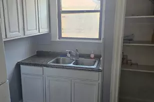 567 Stewart Pl, Cincinnati, OH 45229 - Photo 7