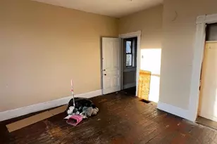 318 W McMicken Ave, Cincinnati, OH 45214 - Photo 9