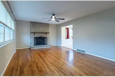 9385 Gina Drive, West Chester, OH 45069 - Photo 5