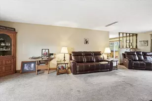 100 Westover Dr, Hillsboro, OH 45133 - Photo 5