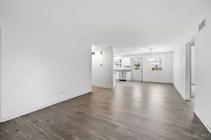 437 Crossbow Dr, Hamilton Township, OH 45039 - Photo 5