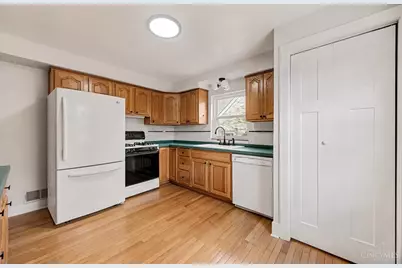 4290 Race Road, Green Township, OH 45211 - Photo 5