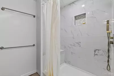 378 Howell Avenue, Cincinnati, OH 45220 - Photo 21