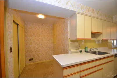 6800 Elbrook Avenue, Amberley, OH 45237 - Photo 35