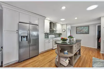 8101 Sagamore Drive, Amberley, OH 45236 - Photo 17