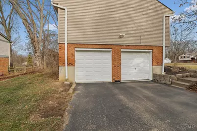 1090 Michelle Trail, Miami Township, OH 45150 - Photo 33