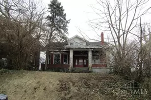 517 Riddle Rd, Cincinnati, OH 45220 - Photo 1