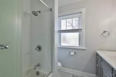 4136 Maple Drive, Cincinnati, OH 45209 - Photo 21