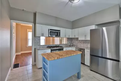 4136 Maple Drive, Cincinnati, OH 45209 - Photo 13