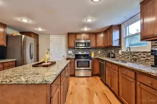 7230 Walnut Creek Dr, West Chester, OH 45069 - Photo 15