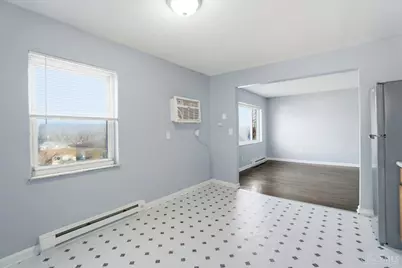 2824 Westknolls Lane, Cincinnati, OH 45211 - Photo 13