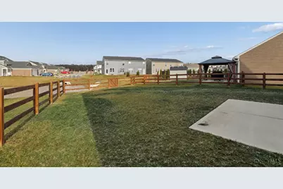 2063 Harvest Meadows Avenue, Batavia, OH 45103 - Photo 27