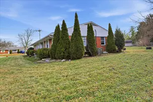 303 Princewood Ct, Springdale, OH 45246 - Photo 3