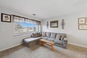 303 Princewood Ct, Springdale, OH 45246 - Photo 11