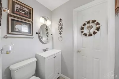 303 Princewood Court, Springdale, OH 45246 - Photo 31