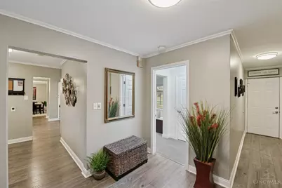 4270 Boomer Road, Green Township, OH 45247 - Photo 5