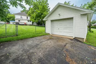 212 Johnson St, Hillsboro, OH 45133 - Photo 9