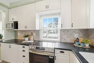 3935 Eileen Dr, Cincinnati, OH 45209 - Photo 17