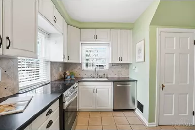 3935 Eileen Drive, Cincinnati, OH 45209 - Photo 15