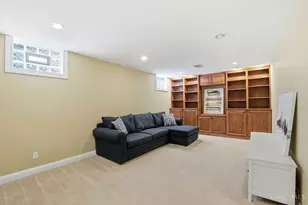 3935 Eileen Dr, Cincinnati, OH 45209 - Photo 37