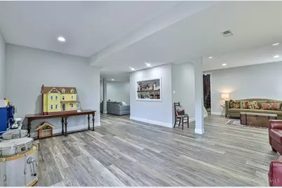 1118 Oakridge Court, Miami Township, OH 45140 - Photo 31