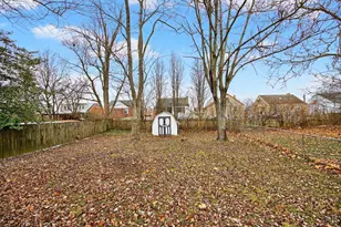 8417 Royal Heights Dr, Colerain Township, OH 45239 - Photo 41