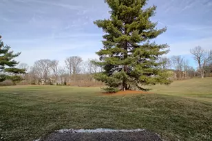 44 Twin Lakes Dr, Fairfield, OH 45014 - Photo 15