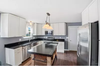 4863 Kleeman Green Drive, Green Township, OH 45211 - Photo 9