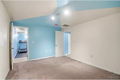 4863 Kleeman Green Drive, Green Township, OH 45211 - Photo 35