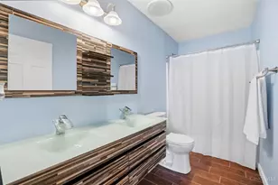 4863 Kleeman Green Dr, Green Township, OH 45211 - Photo 27