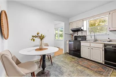 7988 Woodruff Road, Anderson Township, OH 45255 - Photo 11